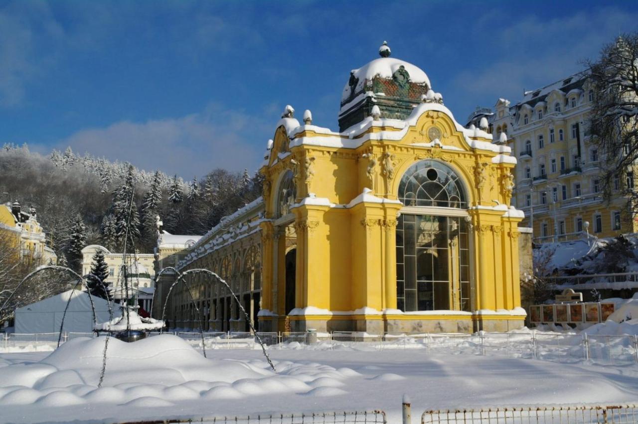 Hotel Maxim Mariënbad Buitenkant foto