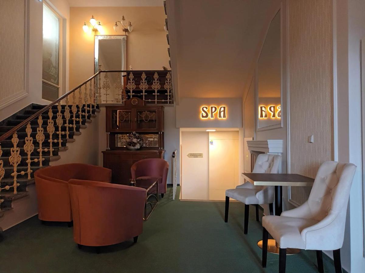 Hotel Maxim Mariënbad Buitenkant foto