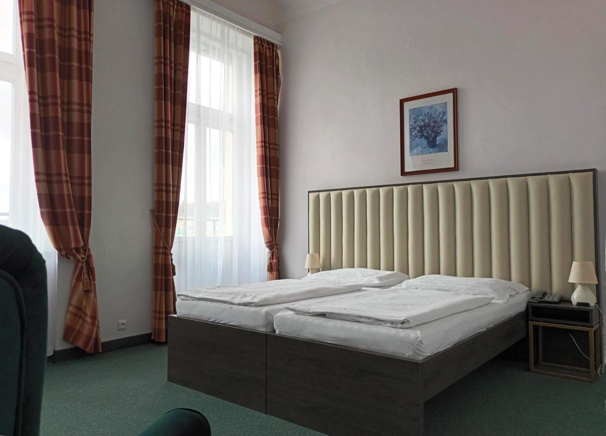 Hotel Maxim Mariënbad Buitenkant foto