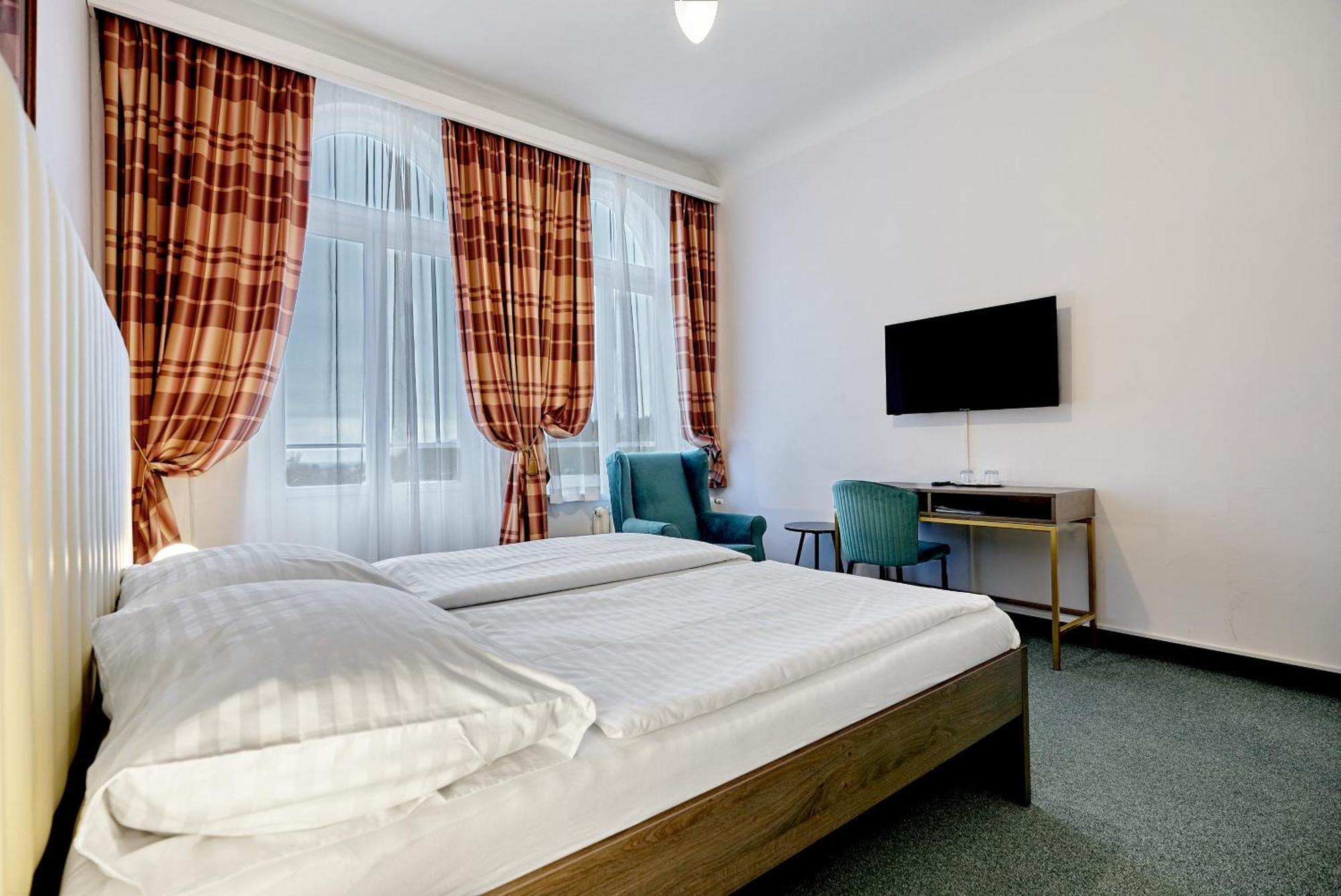 Hotel Maxim Mariënbad Buitenkant foto