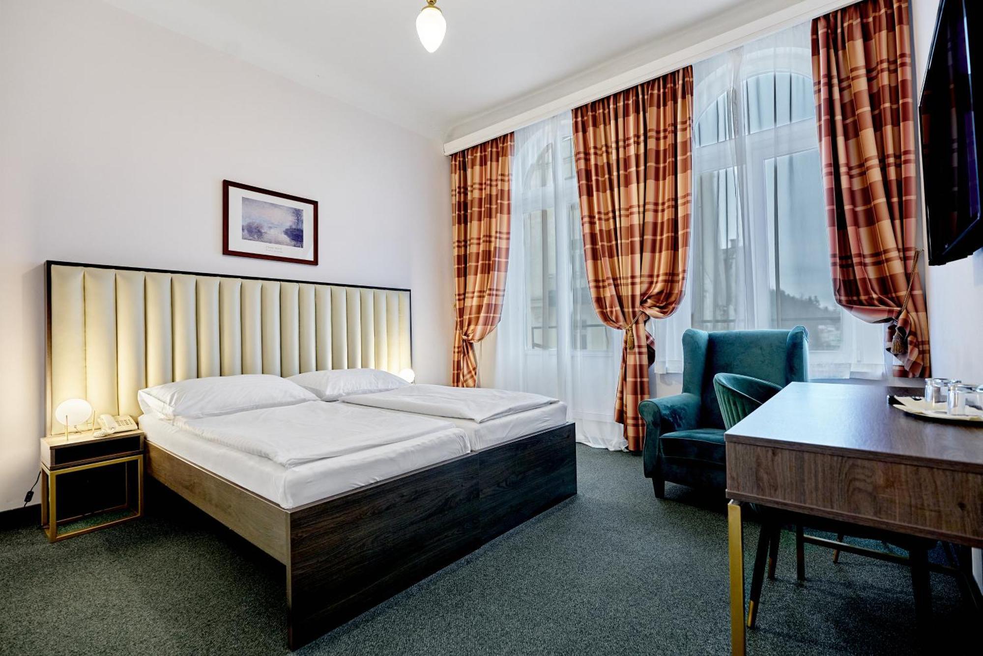 Hotel Maxim Mariënbad Buitenkant foto